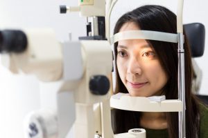 ［視神経乳頭陥凹拡大］は緑内障の初期症状?診断されたらOCTで眼底検査を